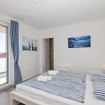 Tatil Evi Lovely In Privlaka (Zadar)